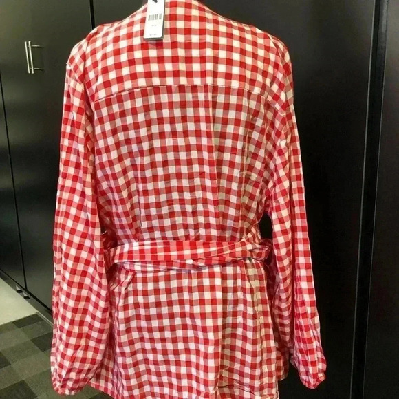 Lane Bryant Fit & Flatter Gingham Red/White V-neck Long Sleeve tie waist wrap - Picture 5 of 11